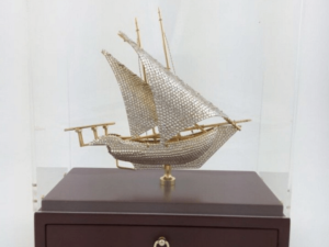 Brassboat With Crystal In Acrylic Wood